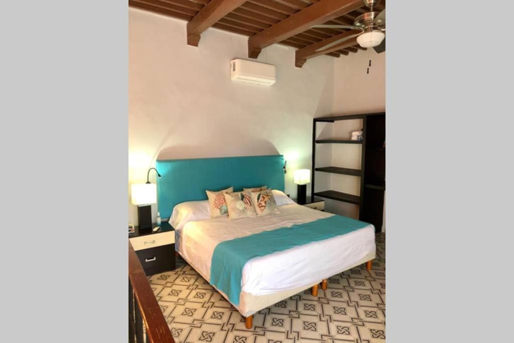 Casa El Flamboyán dentro de la ciudad amurallada Campeche Exterior foto